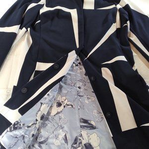 Dennis Basso Printed Luxe Crepe Snap-Front Topper